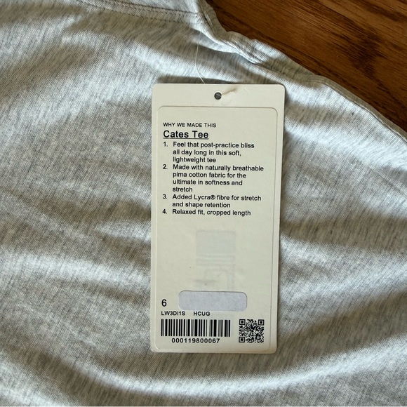 Lululemon NWT size 6 Cates Tee
Heathered Core Ultra Light Grey - Picture 3 of 8